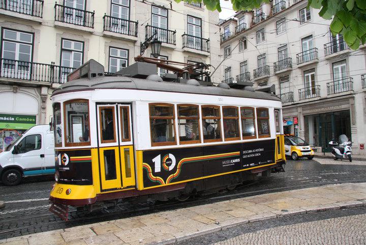 Museu da CARRIS reabriu hoje ao publico Museu da CARRIS reabriu hoje ao publico