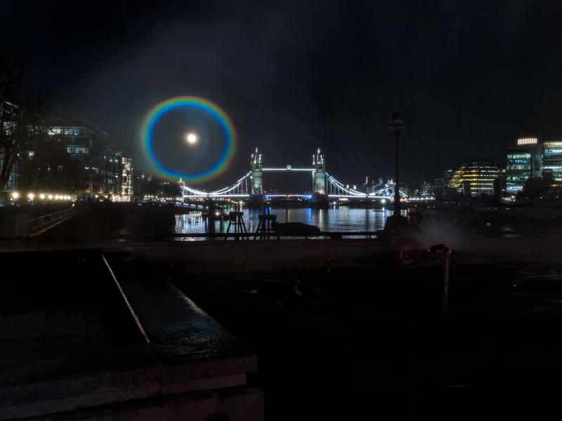 OnePlus ilumina o céu nocturno com o primeiro arco-íris lunar fotografado pelo OnePlus 9