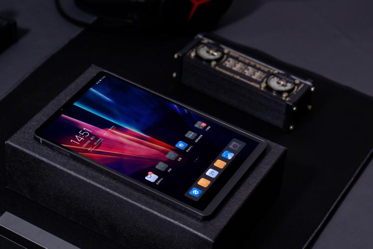Legion Y700