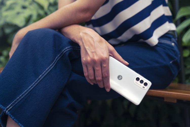 Motorola anuncia oficialmente o novo Moto G82 5G Motorola anuncia oficialmente o novo Moto G82 5G